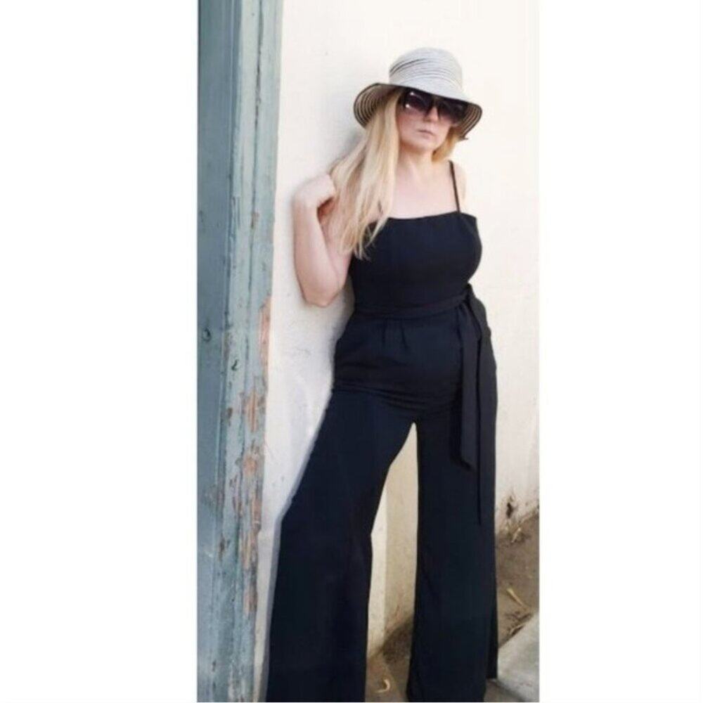 Vineyard Vines Jumpsuit Romper Women's Size 6 Black Excellent VERY gently used c